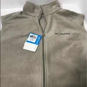 NWT Mens Columbia fleece vest